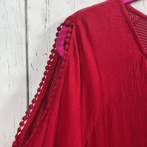 Peter Nygard Red Crochet Embroidered Slit Flared Sleeve Round Neck Blouse - Picture 14 of 16